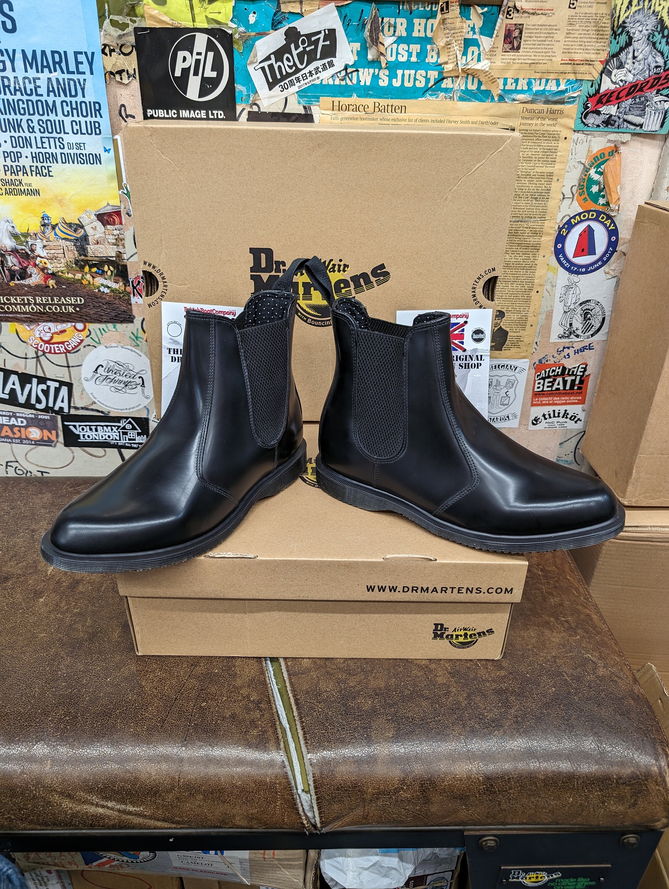 Dr. Martens☆Flora Chelsea Boots ブーツ 2色【UK発】 Dr Martens Flora Black Chelsea Boots Size 8 - Etsy