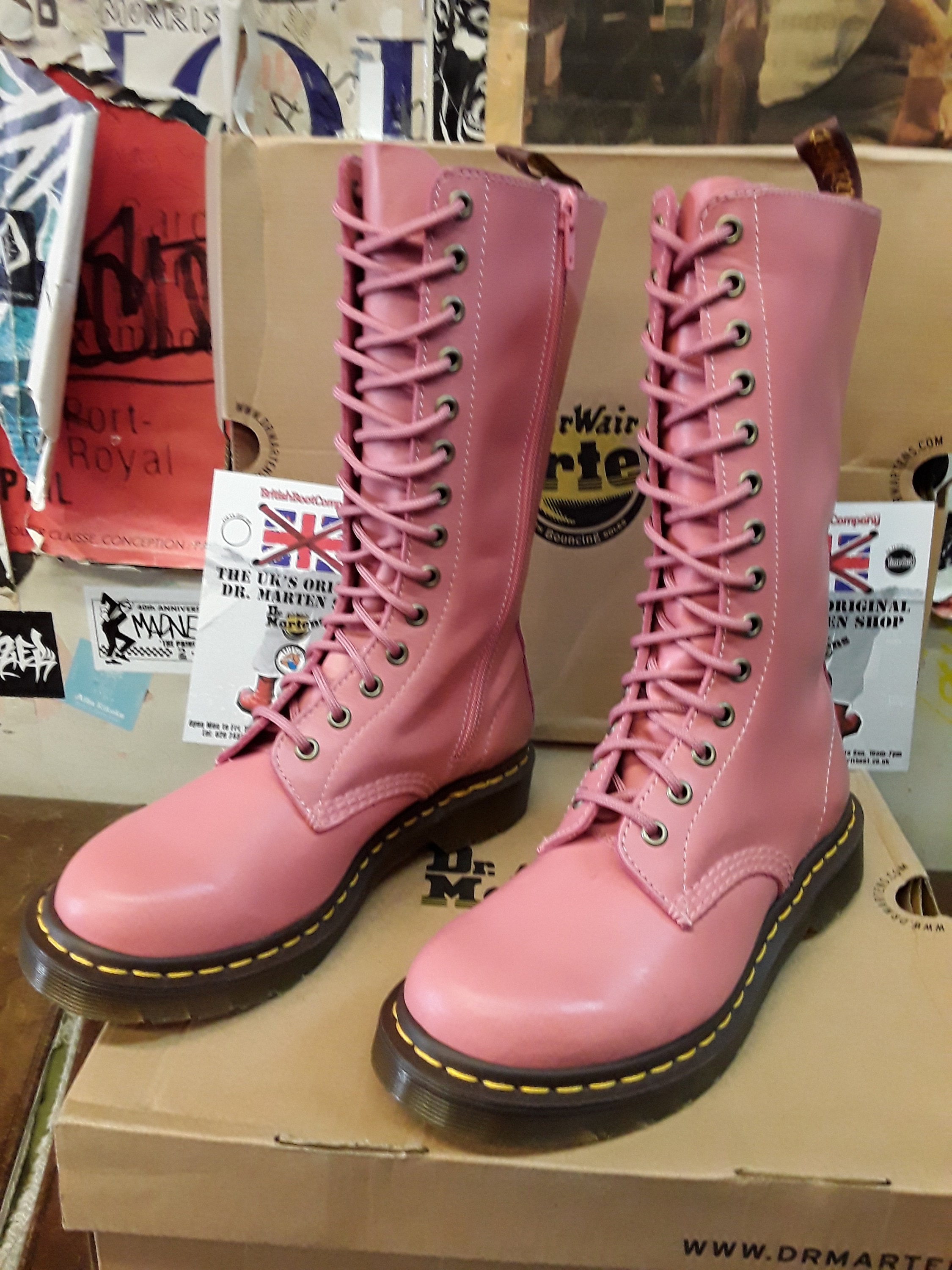 Dr Martens 1b99 Pink Buttero 14 Hole Zip Boots Various Sizes