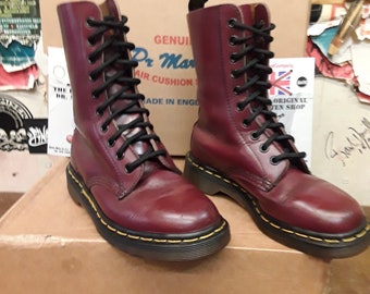 Dr Martens 1490 Vintage 90's, Size UK3, Made in England, Womens Leather Boots, Cherry 10 Hole