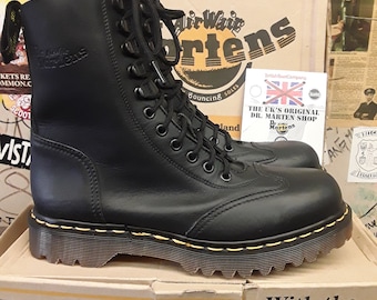 Vintage 80s 90s Dr Martens AirWair Made in England Boots 8 Hiking Grunge Dr Martens Boots Vintage 90 main image 4