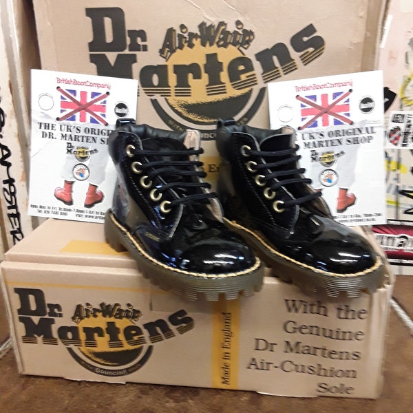 Dr Martens Kids, Made in England 90's, Black Ankle Boots Patent, Taille UK 8 / EUR26
