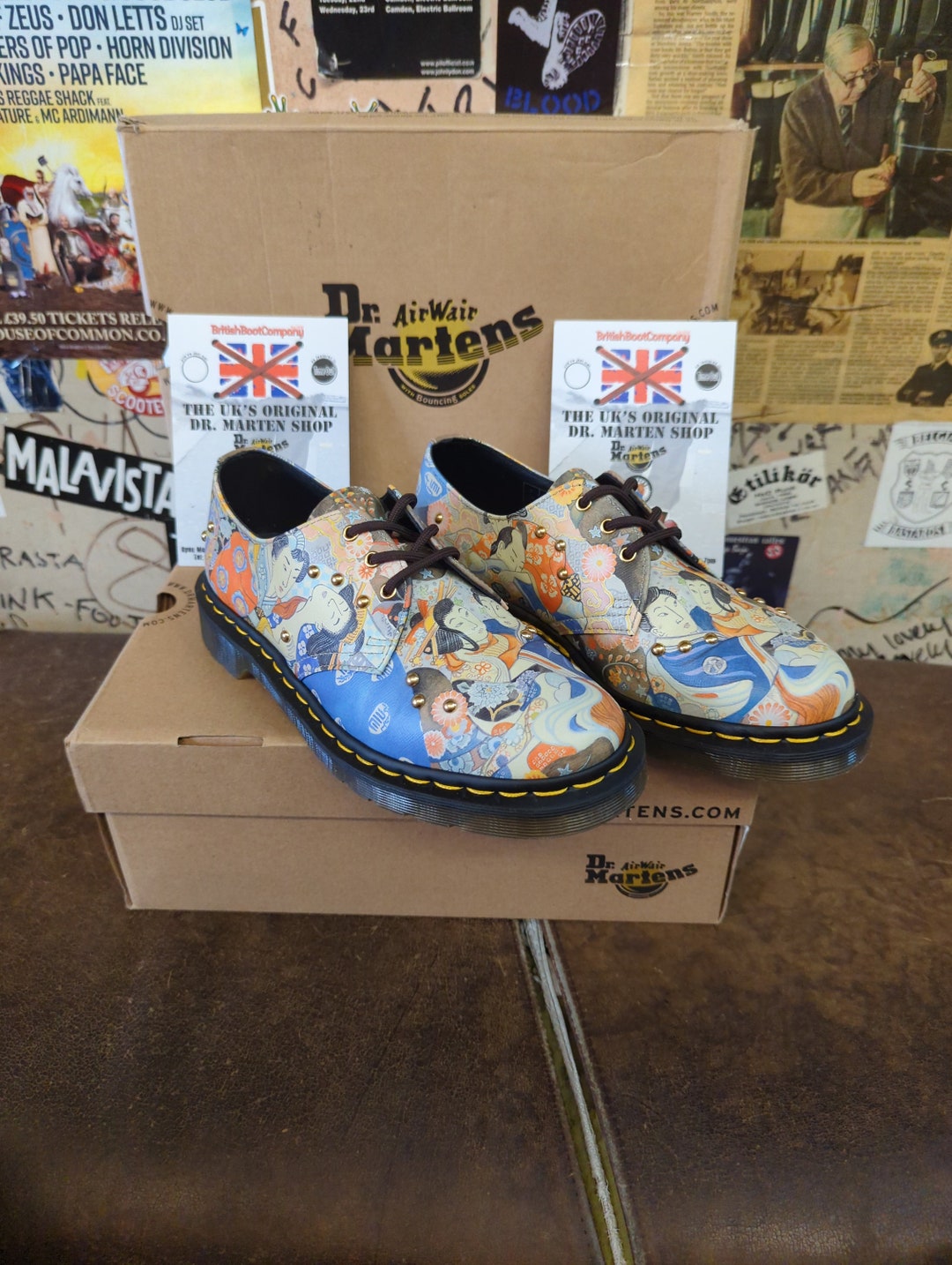限定モデル Dr. Martens 1461 SCRIBBLE 落書き UK8 限定モデル Dr. Martens 1461 SCRIBBLE 落書き UK8 靴