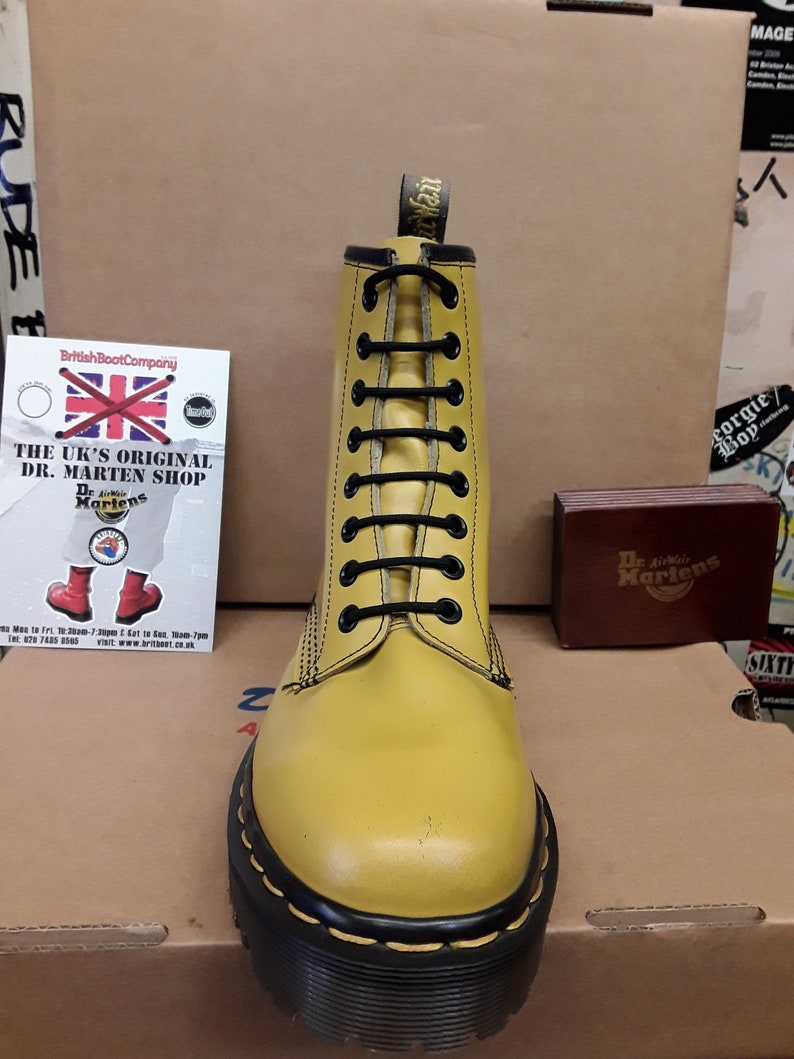 Dr Martens 1460Z Vintage Yellow Smòoth, platform Sole, Made in England image 2