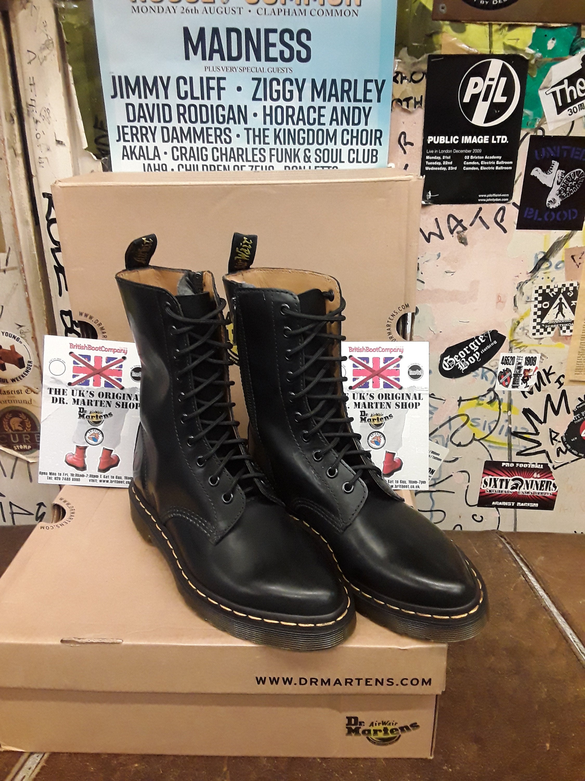 dr martens side zipper