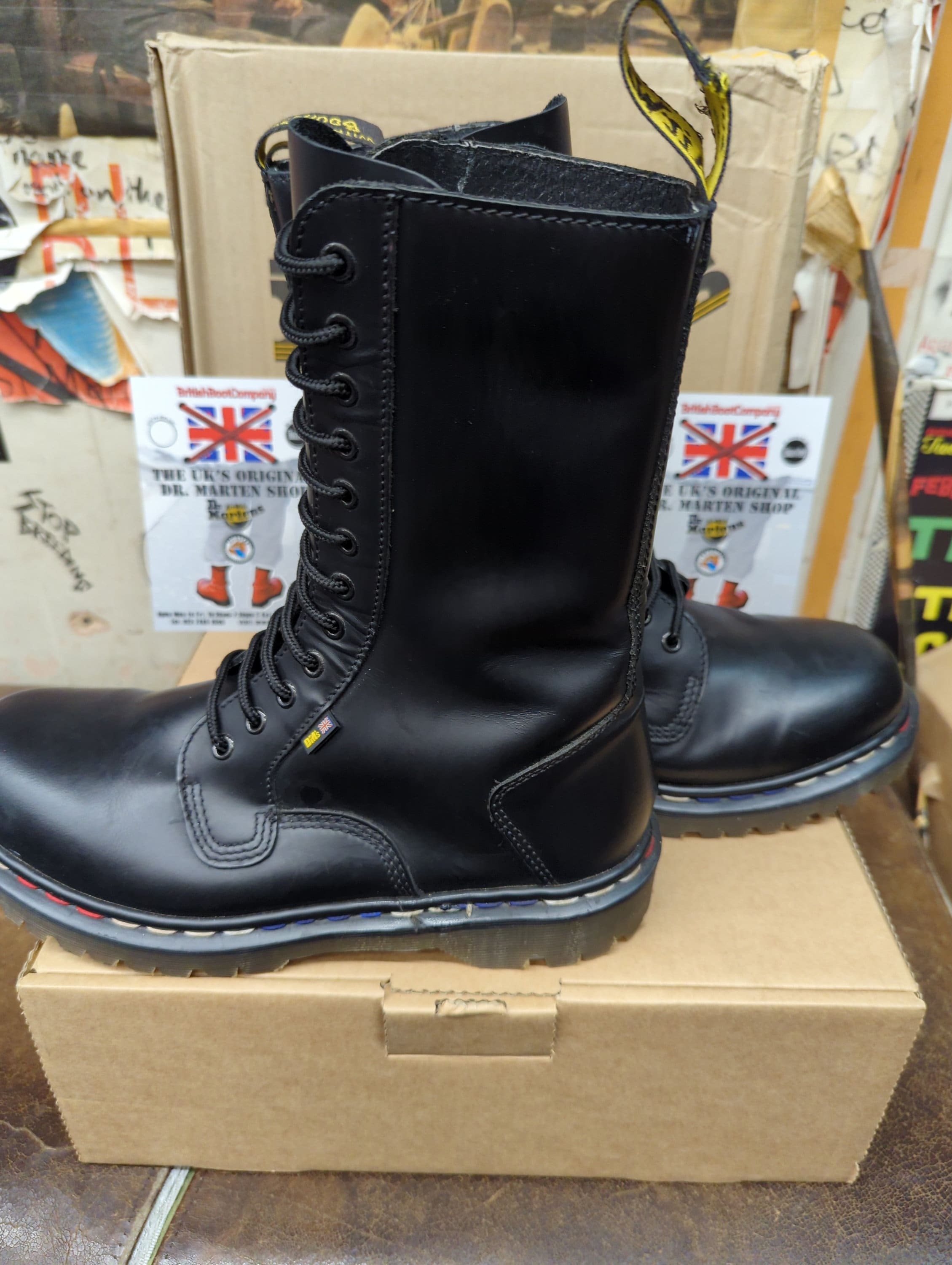 ドクターマーチン 9844 イングランド製 ブラック 12ホール サイズ8