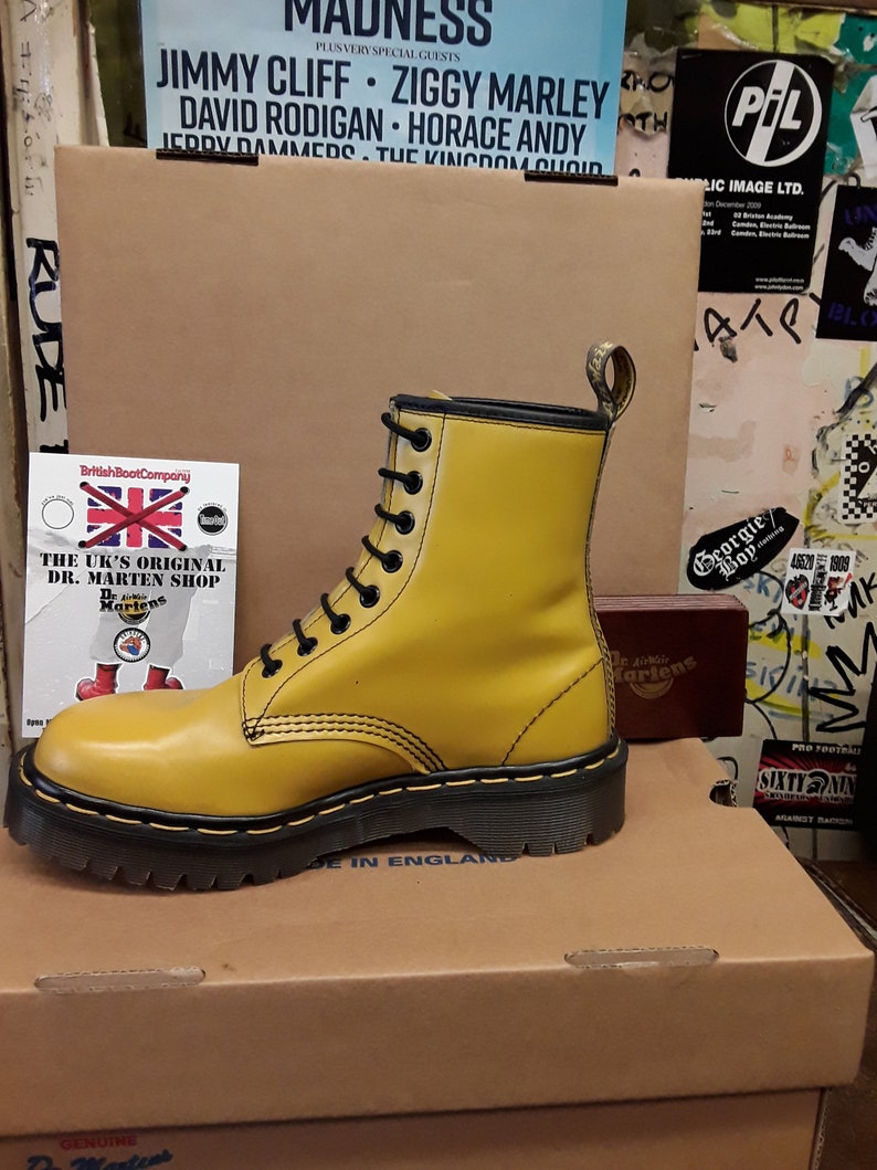 Dr Martens 1460Z Vintage Yellow Smòoth, platform Sole, Made in England image 3