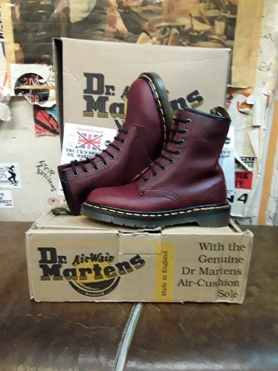 Dr Martens 1460 Burgundy Waxy 8 Hole Size 3 - image 7