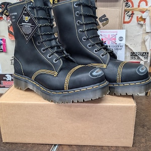 Dr Martens 2a42 Black Waxy Exposed Steel Made in England Sizes 7 and 11