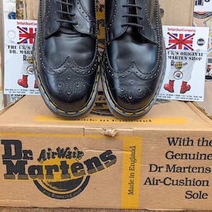 Dr martens 3989 vintage made in england brogue shoes - Etsy 日本