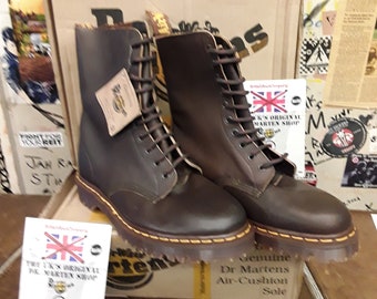 Dr Martens 1490 Tan Greasy 10 Hole Made in England Size 7