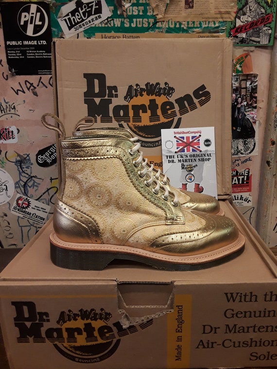Dr martens Made in England Foglia d'oro 7 Occhiello Taglia | Etsy Italia