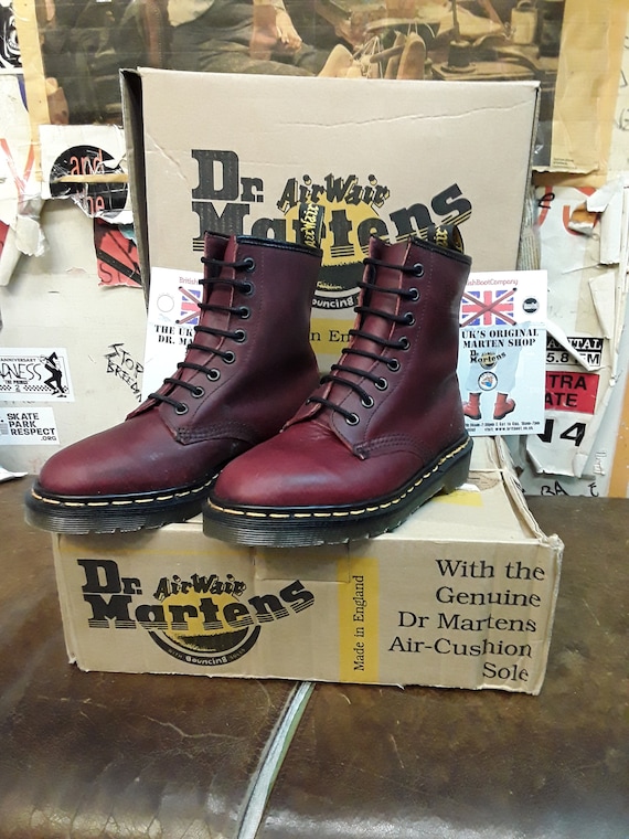 Dr Martens 1460 Burgundy Waxy 8 Hole Size 3 - image 3