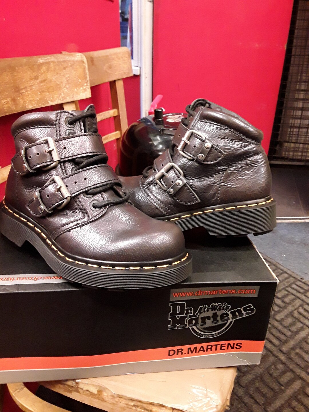 Dr martens 3 sale ojales 80 - Official Online Store