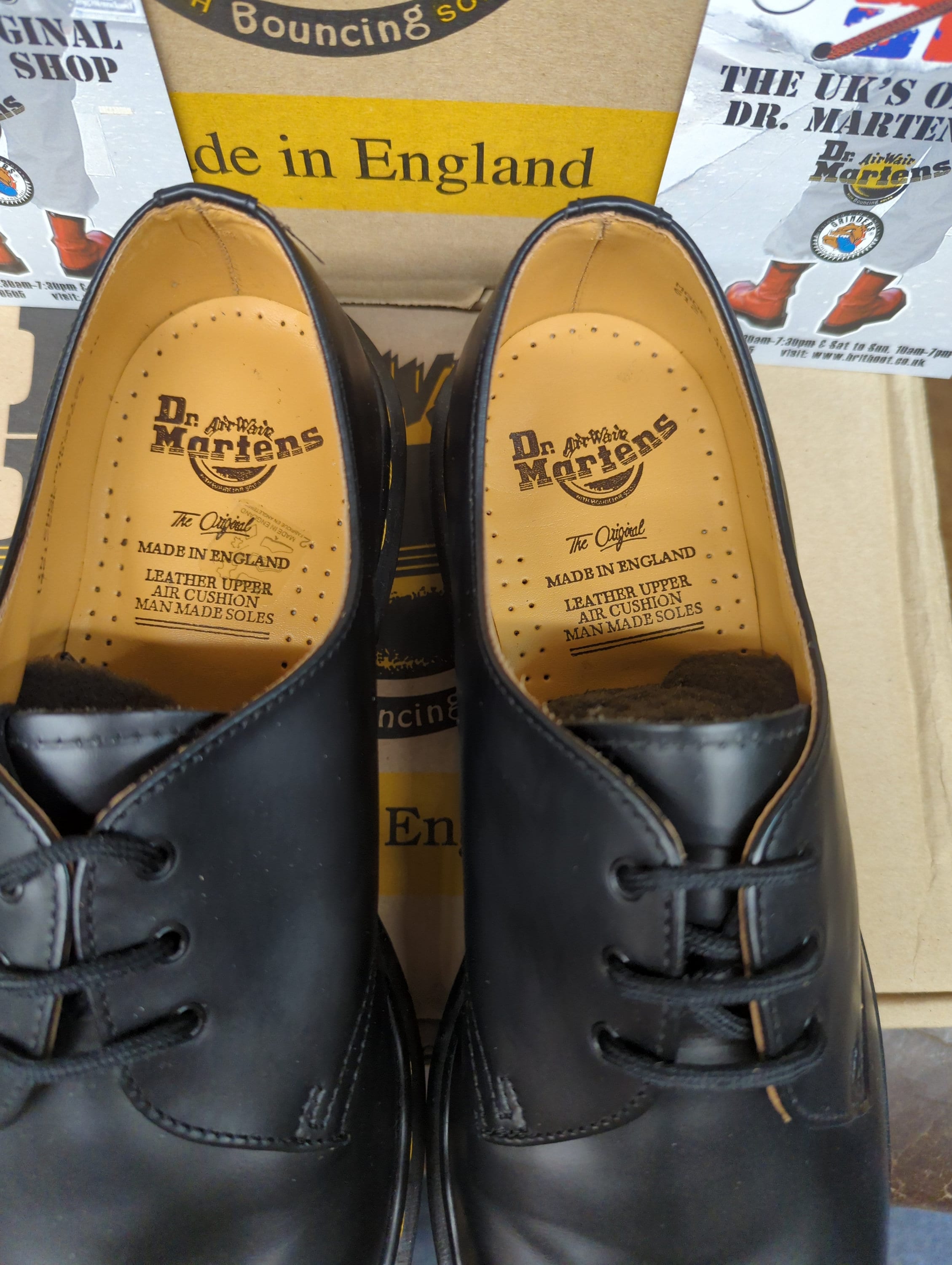 1461 W/Zip Beams in Black | Dr. Martens
