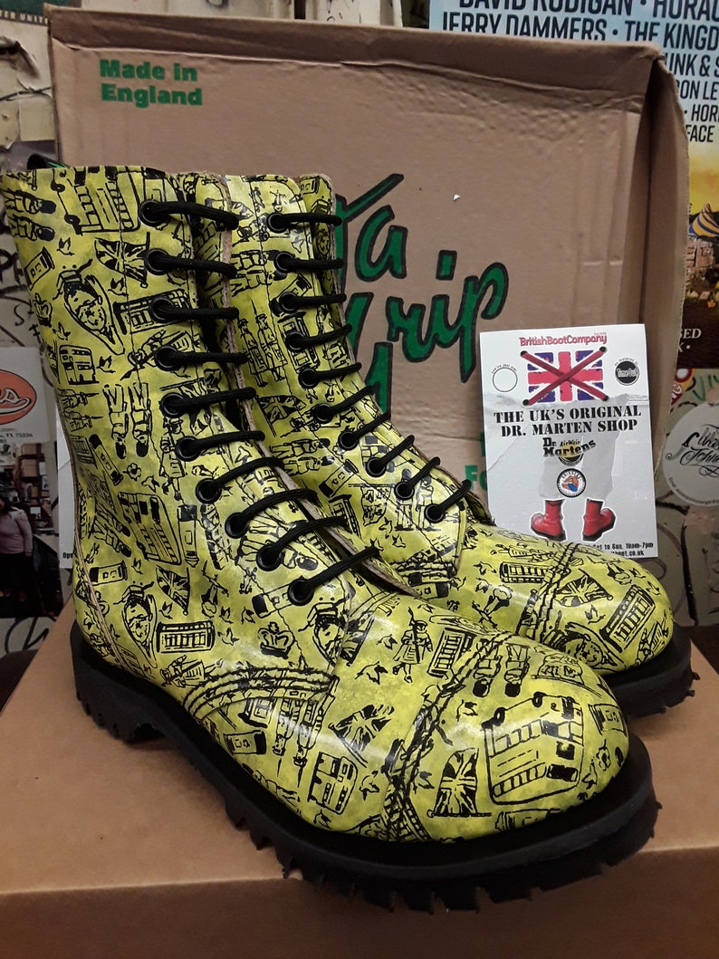 Dr Martens Getta Grip Yellow London Print 10 hoe boots made in England steel toe Boots Size 4 image 7