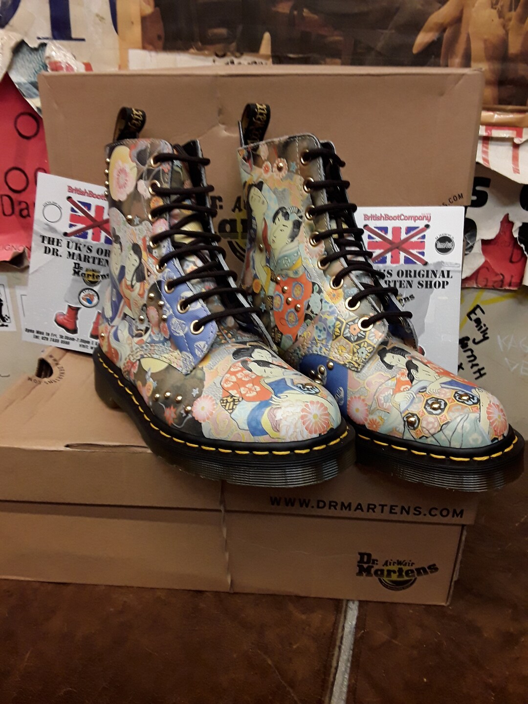 Dr Martens Pascal Oriental Stud Size 5 - Etsy UK