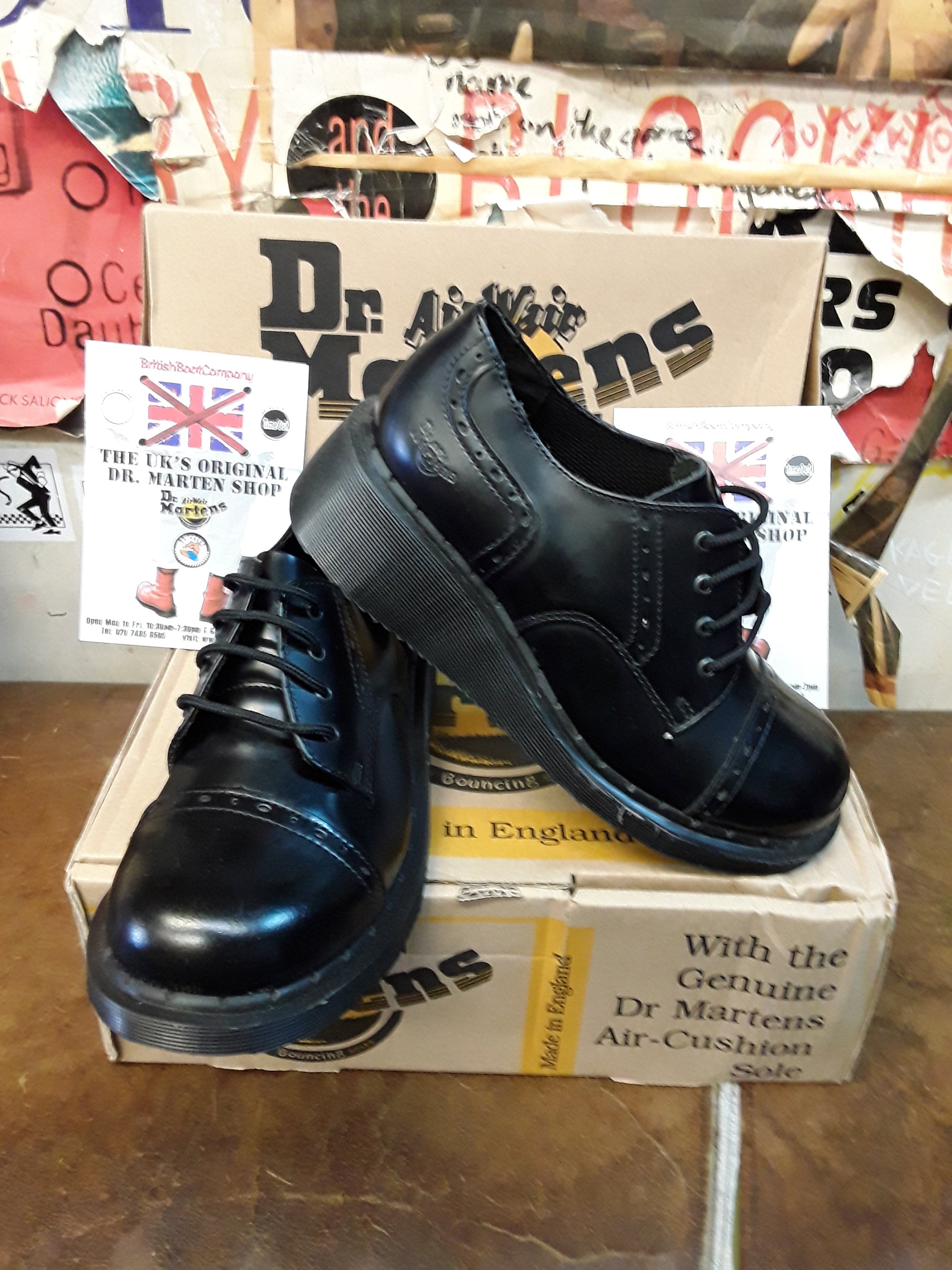 Dr Martens Vintage 90's, Black Hi Shine 4 Hole Platform Dr Martens Vintage 90's, Black Hi Shine 4 Hole Platform