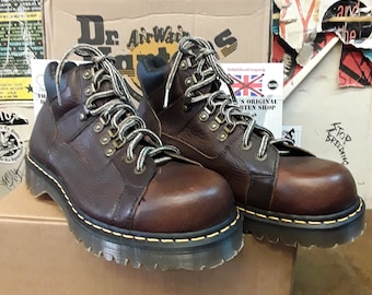 Dr Martens 9728 Bark Grizzly Bota de senderismo hecha en