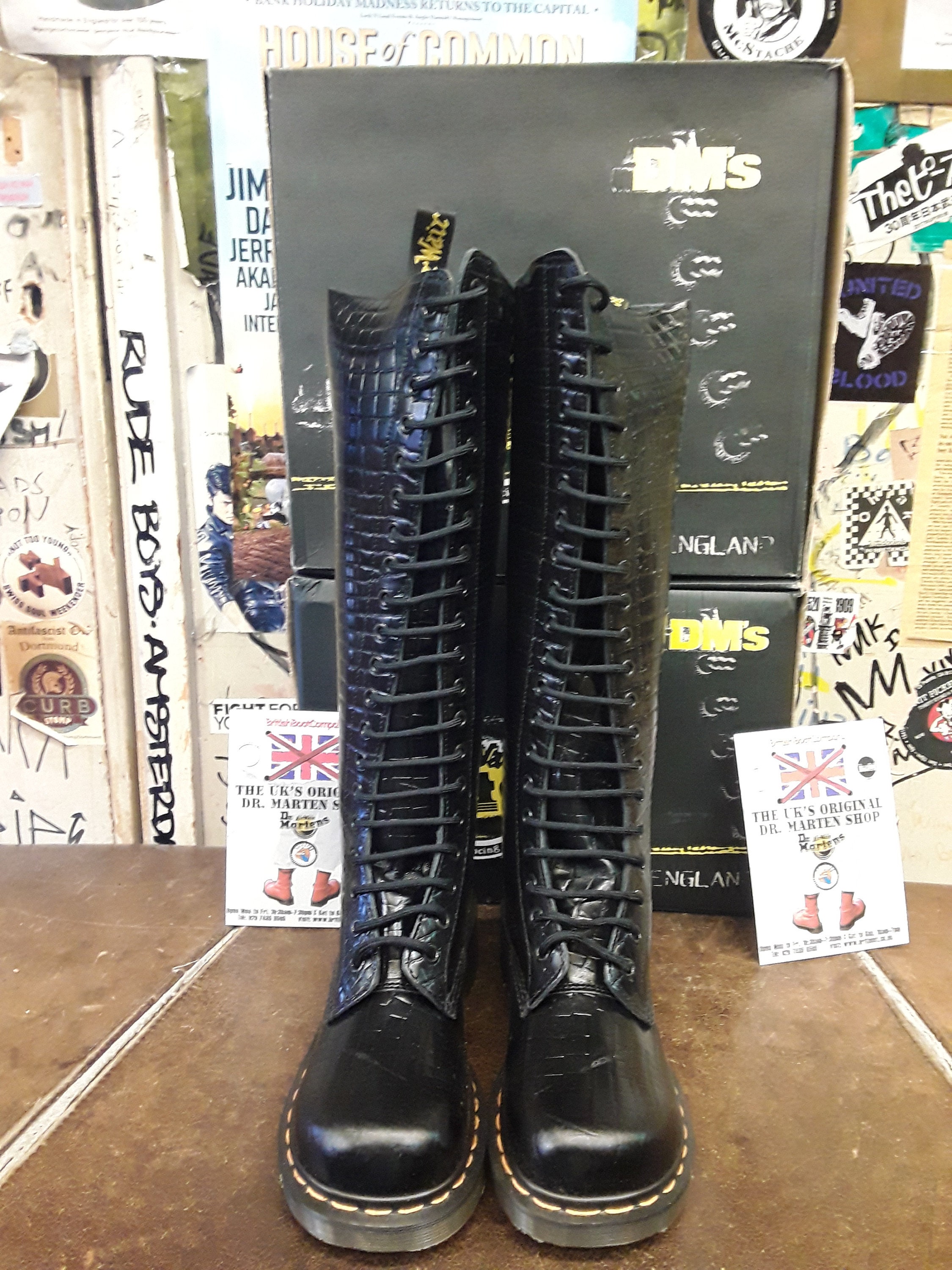 Dr Martens 9730 Black Croc Print 20 Hole Size 4 - Etsy Dr Martens 9730 Black Croc Print 20 Hole Size 4 - Etsy