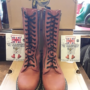 Dr Martens 9733 Double Zip 14 Hole Salmon Wildhorse Size 3