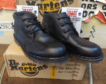 Dr Marten Hugh Black Velvet Lace Up Oxford Mens Size 6 EU 38 Crockett & Jobes Black Opera Pump (Red Inner) main image 3