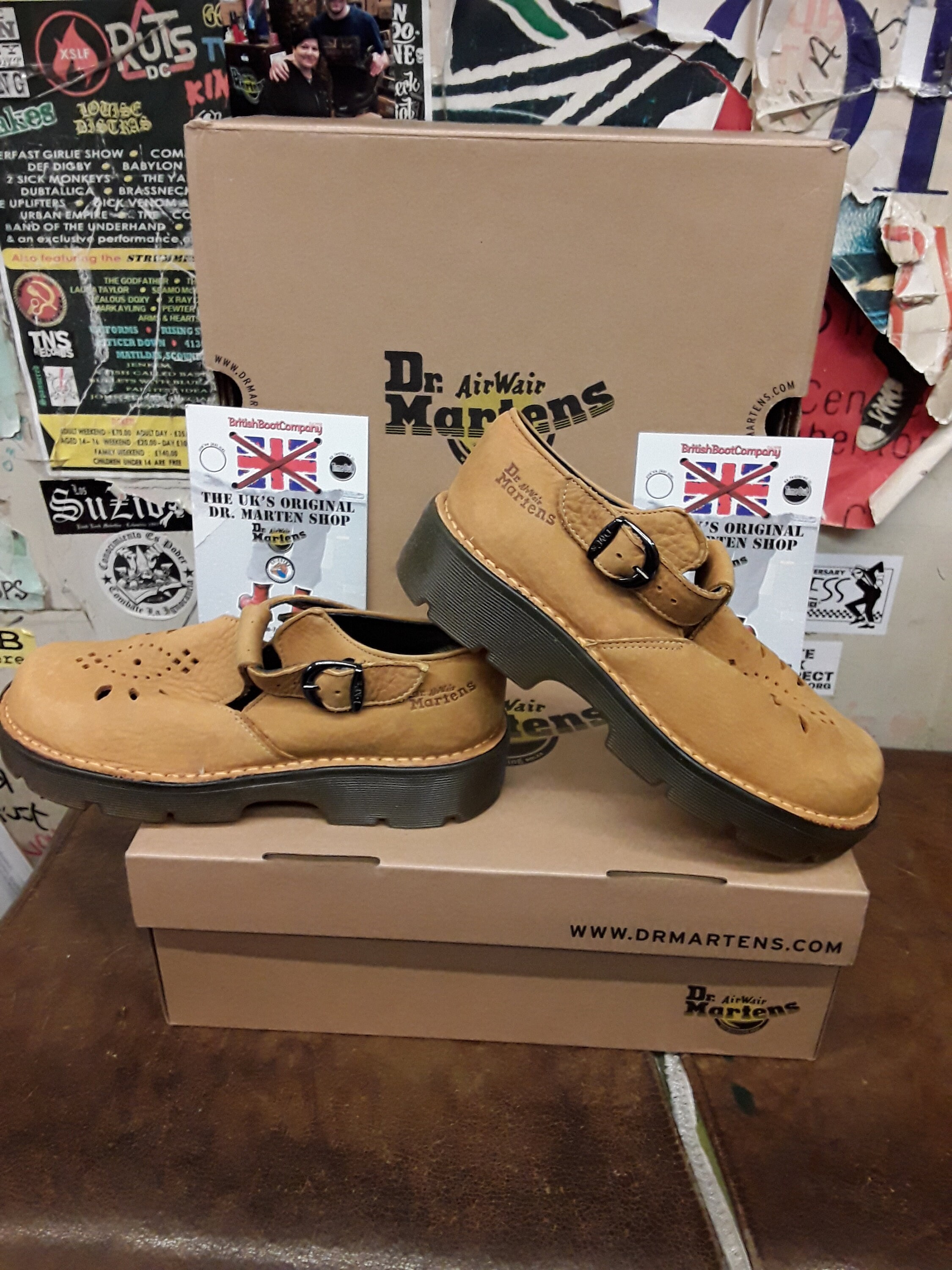 ドクターマーチン　Dr. Martens England サンダル ドクターマーチン パンチングサンダル / サイズ UK4 / イングランド製