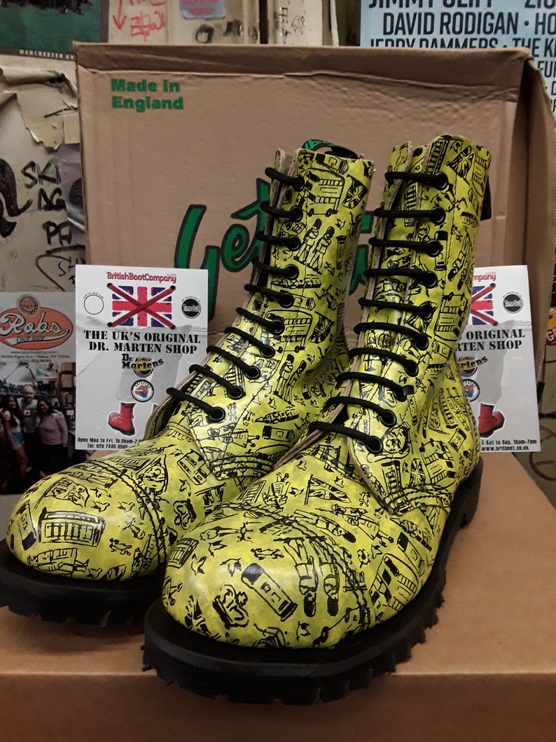 Dr Martens Getta Grip Yellow London Print 10 hoe boots made in England steel toe Boots Size 4 image 10