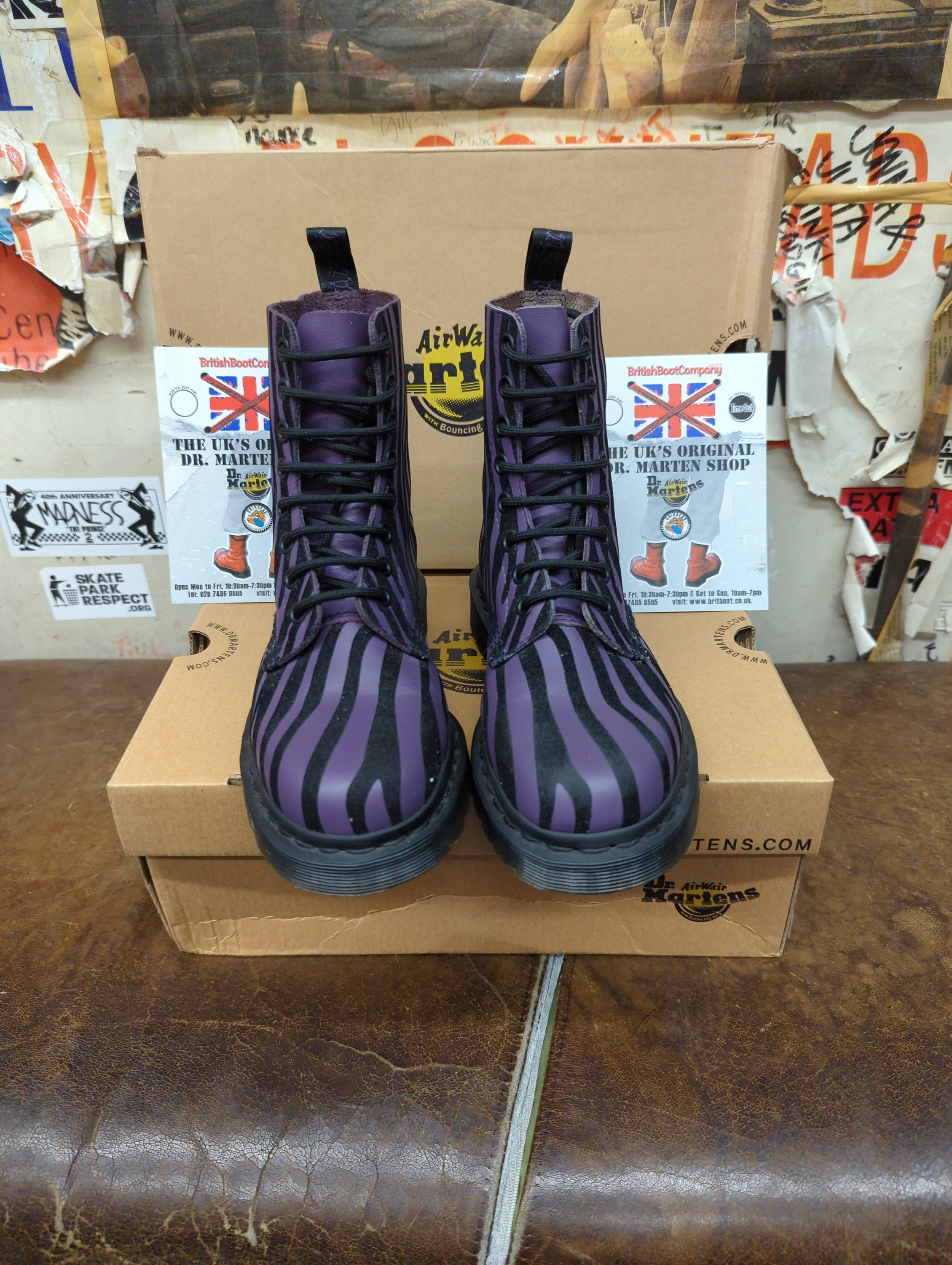 Dr martens shop zebra boots