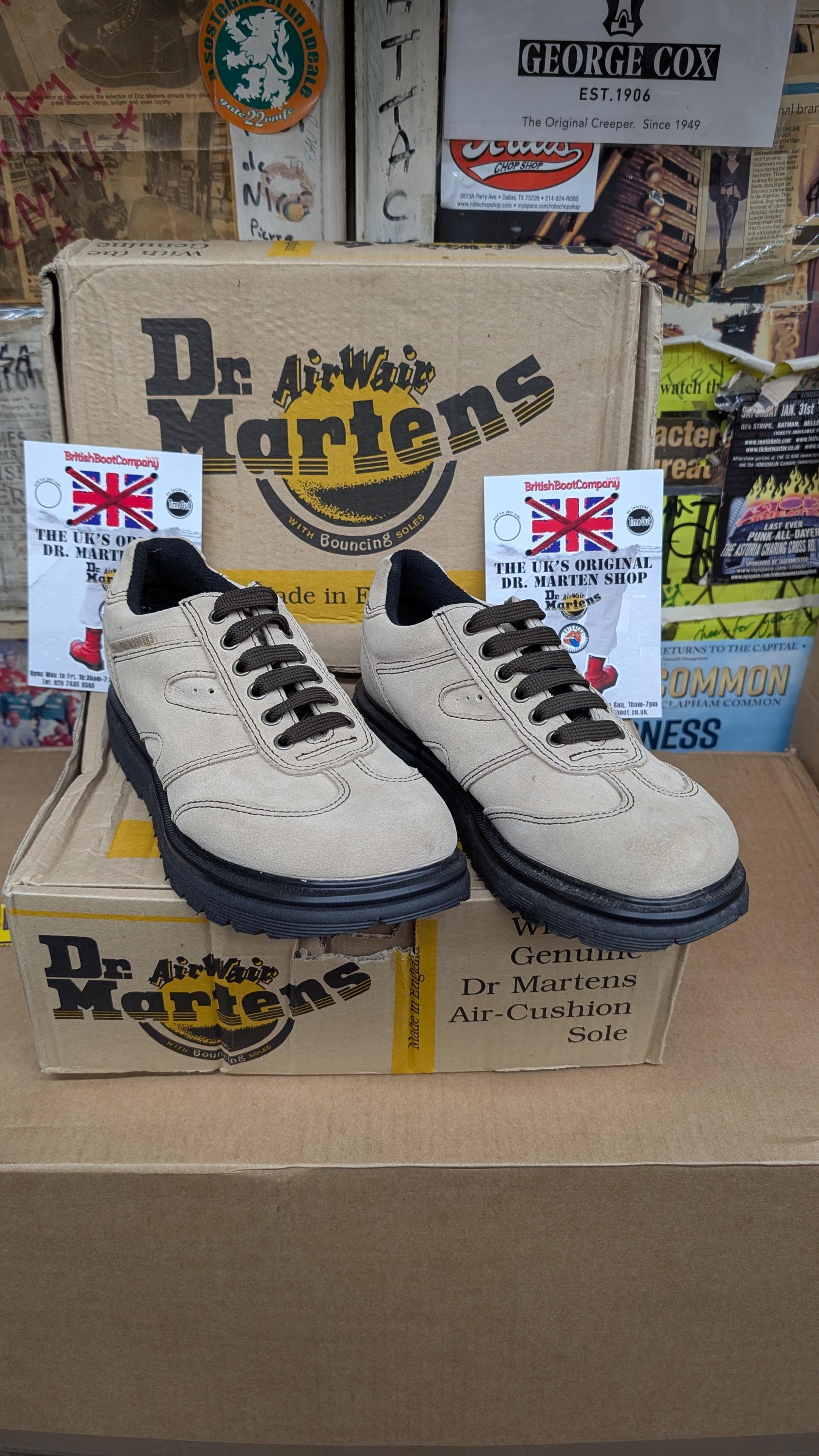 Dr Martens 9205 Sand Suede Made in England Bowling Style  display picture 1