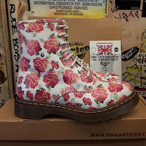 Dr Martens 1460 Valentine Rose  Size 7