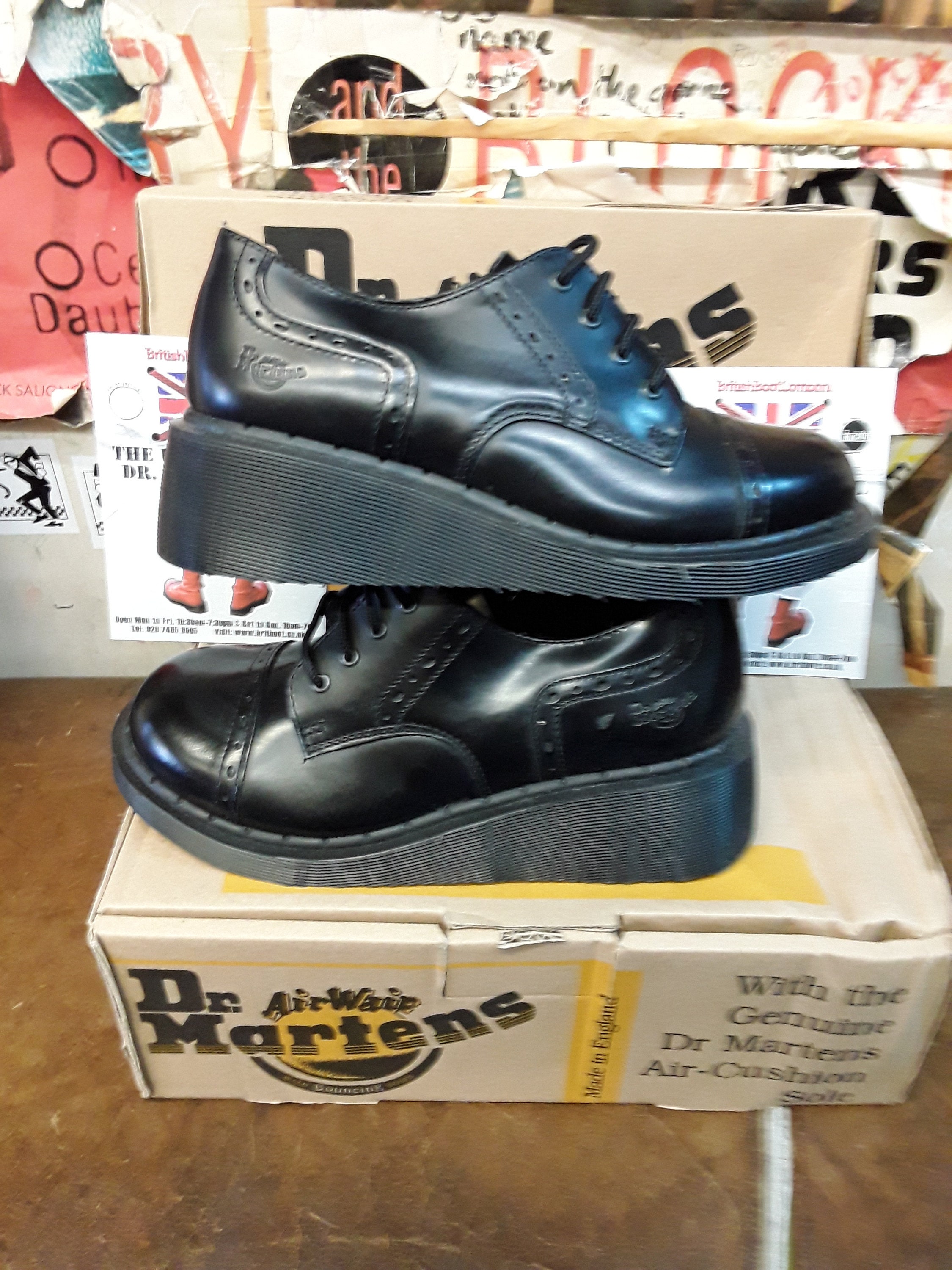 Dr Martens Vintage 90's, Black Hi Shine 4 Hole Platform