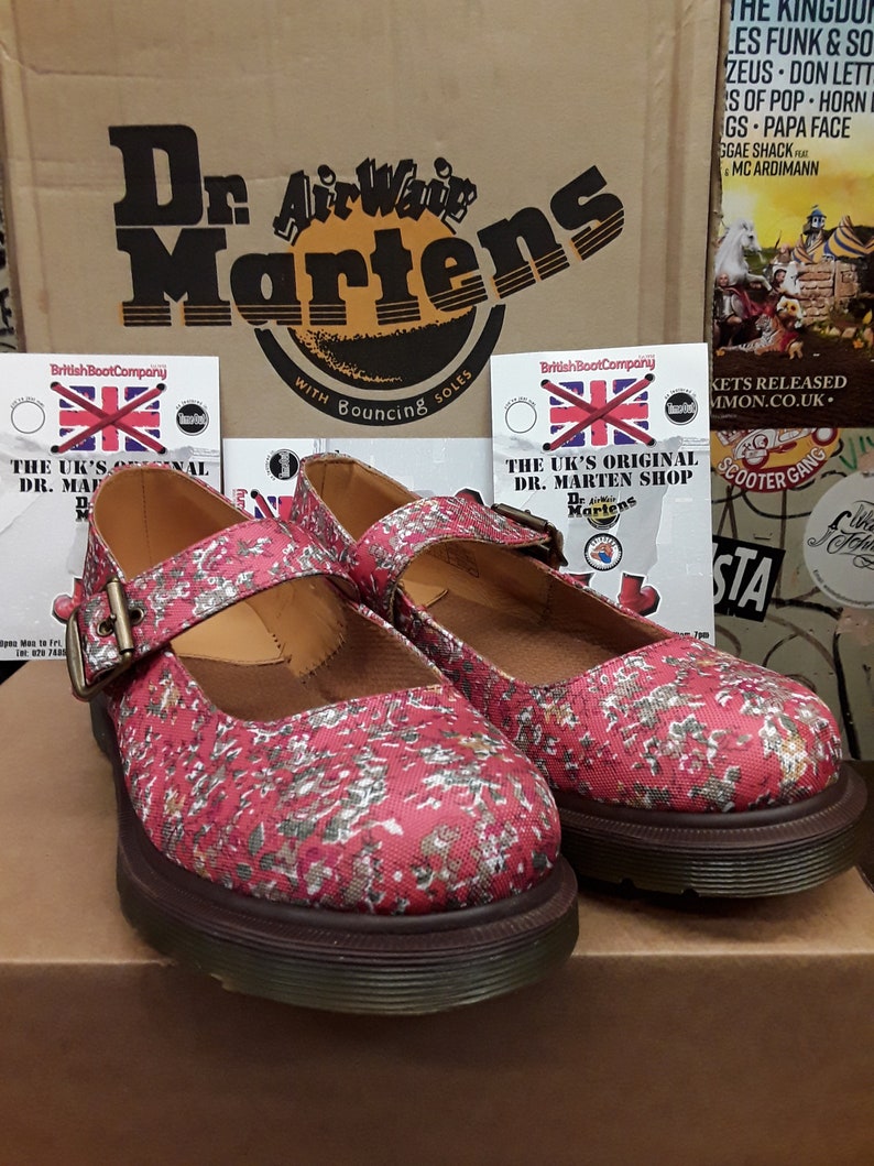 Dr Martens Mary Janes, Floraler Stoff, Limitierte Auflage, Verschiedene Größen Bild 3