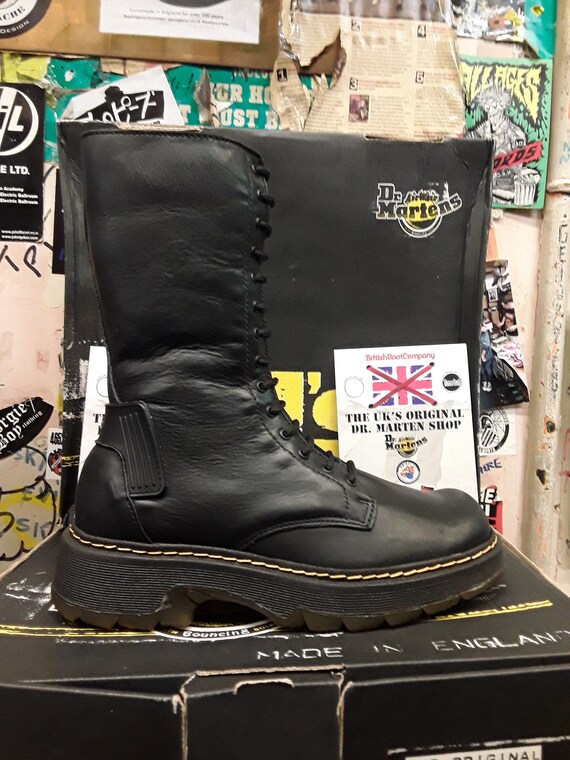 Doc martens 14 store trous noir