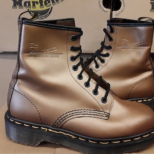 Dr Martens Vintage gold metallic 1460z size 4,  Made in England