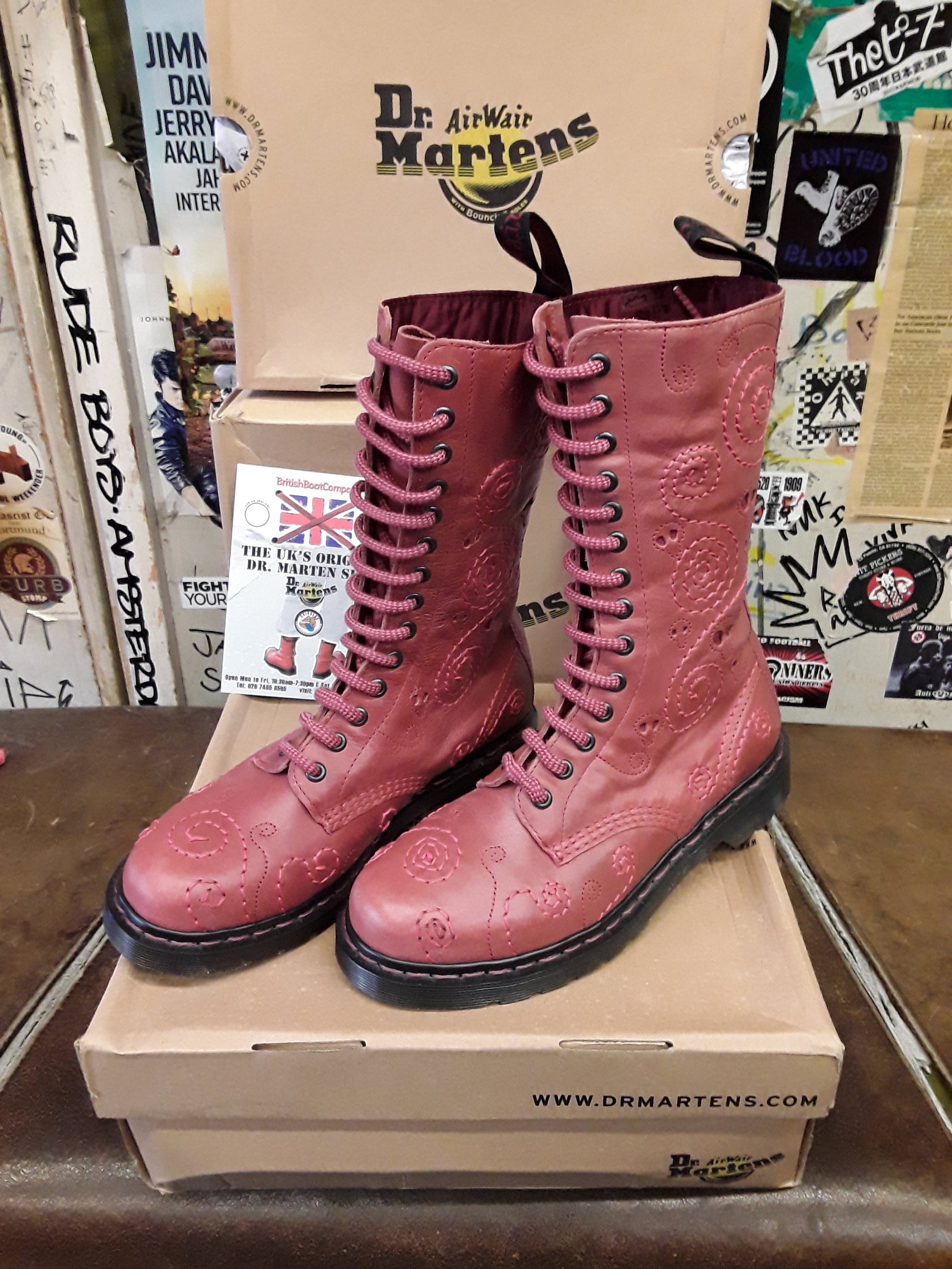 Dr martens top rojas uruguay