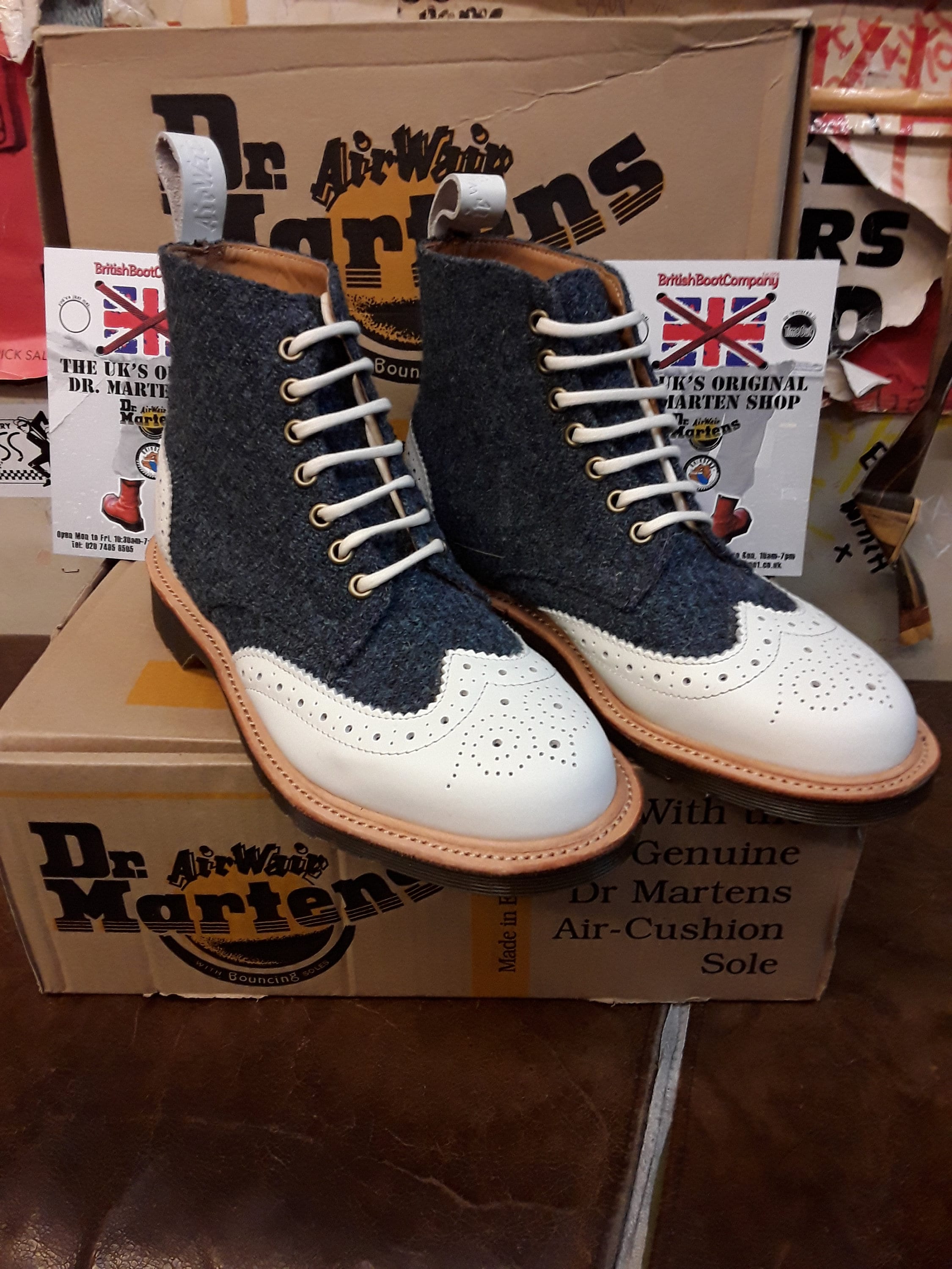 Dr martens clearance 7 eye quest
