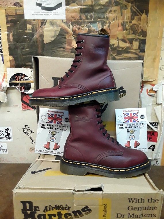 Dr Martens 1460 Burgundy Waxy 8 Hole Size 3 - image 2