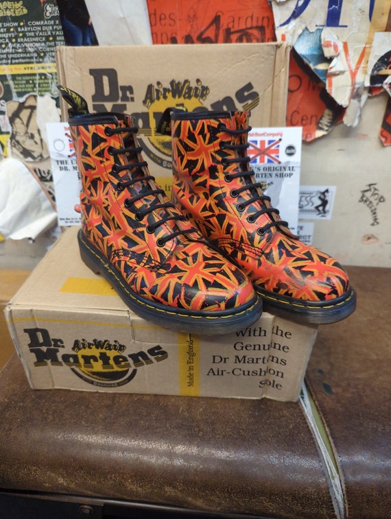 Dr Martens Black Flag Fabricado en Inglaterra 1460 Talla 6 Etsy Espana