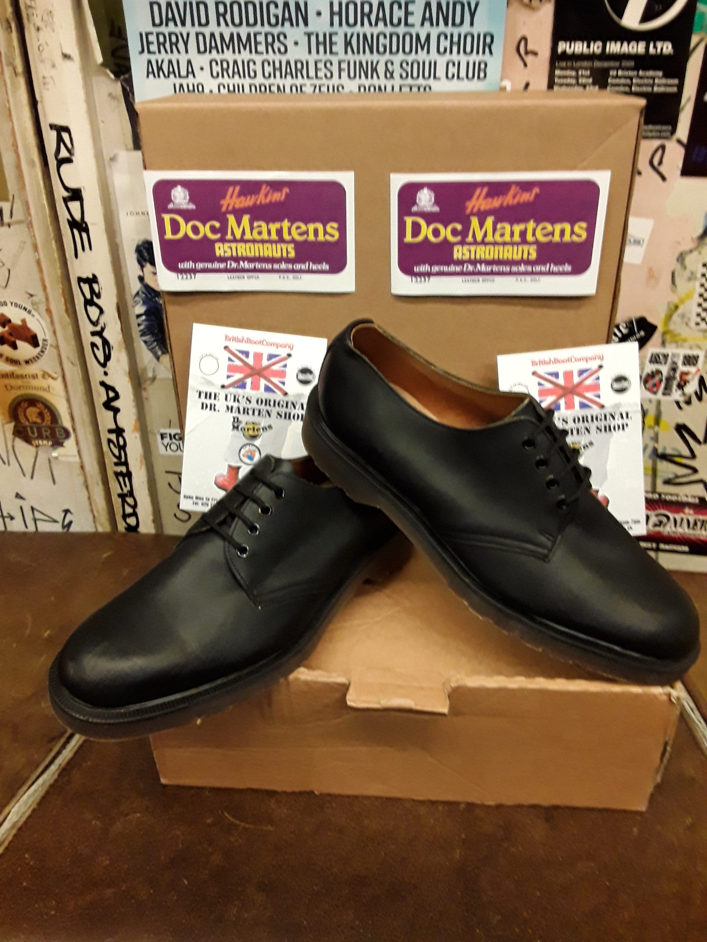 Original Hawkins Dr Martnens Astronaut Black Waxy 4 Hole Size 7.5