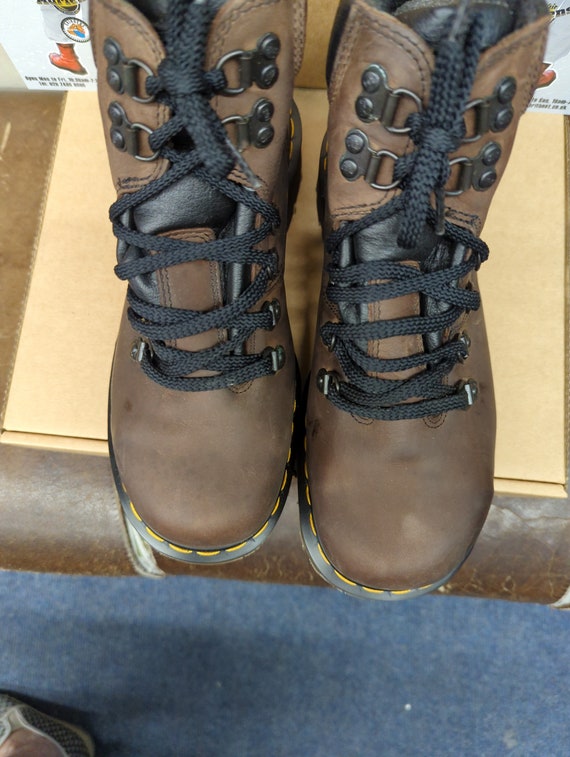 Dr martens deals womens safety boots