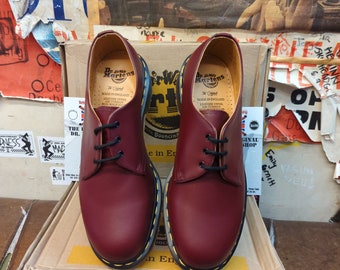 Martens 1461 cherry new arrivals