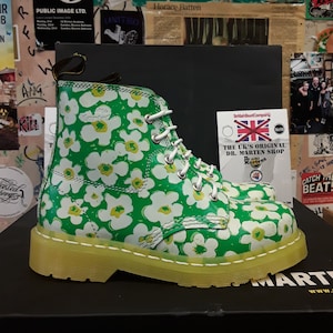 Dr Martens limited Edition 6 hole lime and yellow pansy fayre boot