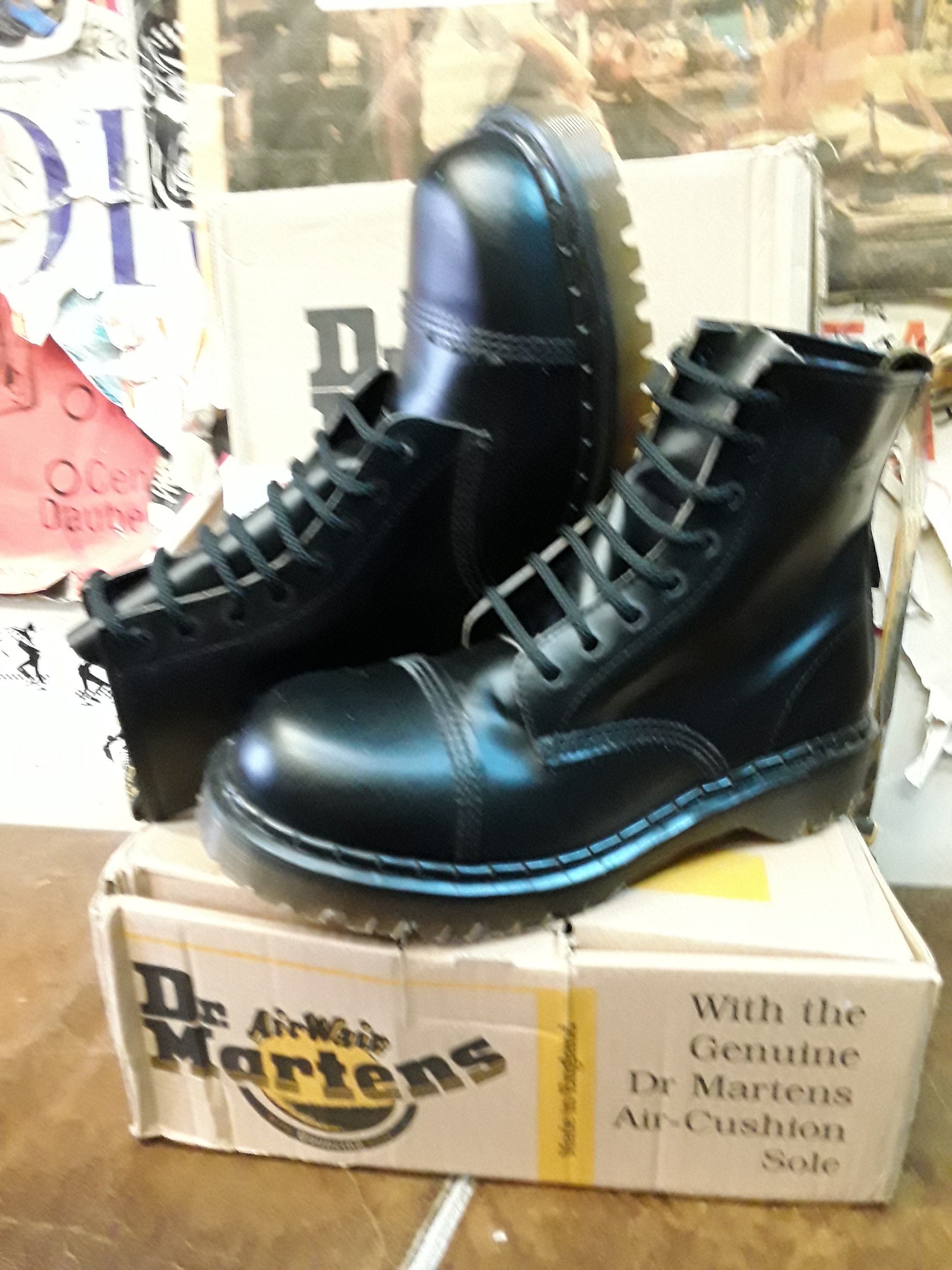 Dr.Martin 8ホール　UK7 Dr Martens Union Jack 8 Hole Various Sizes - Etsy