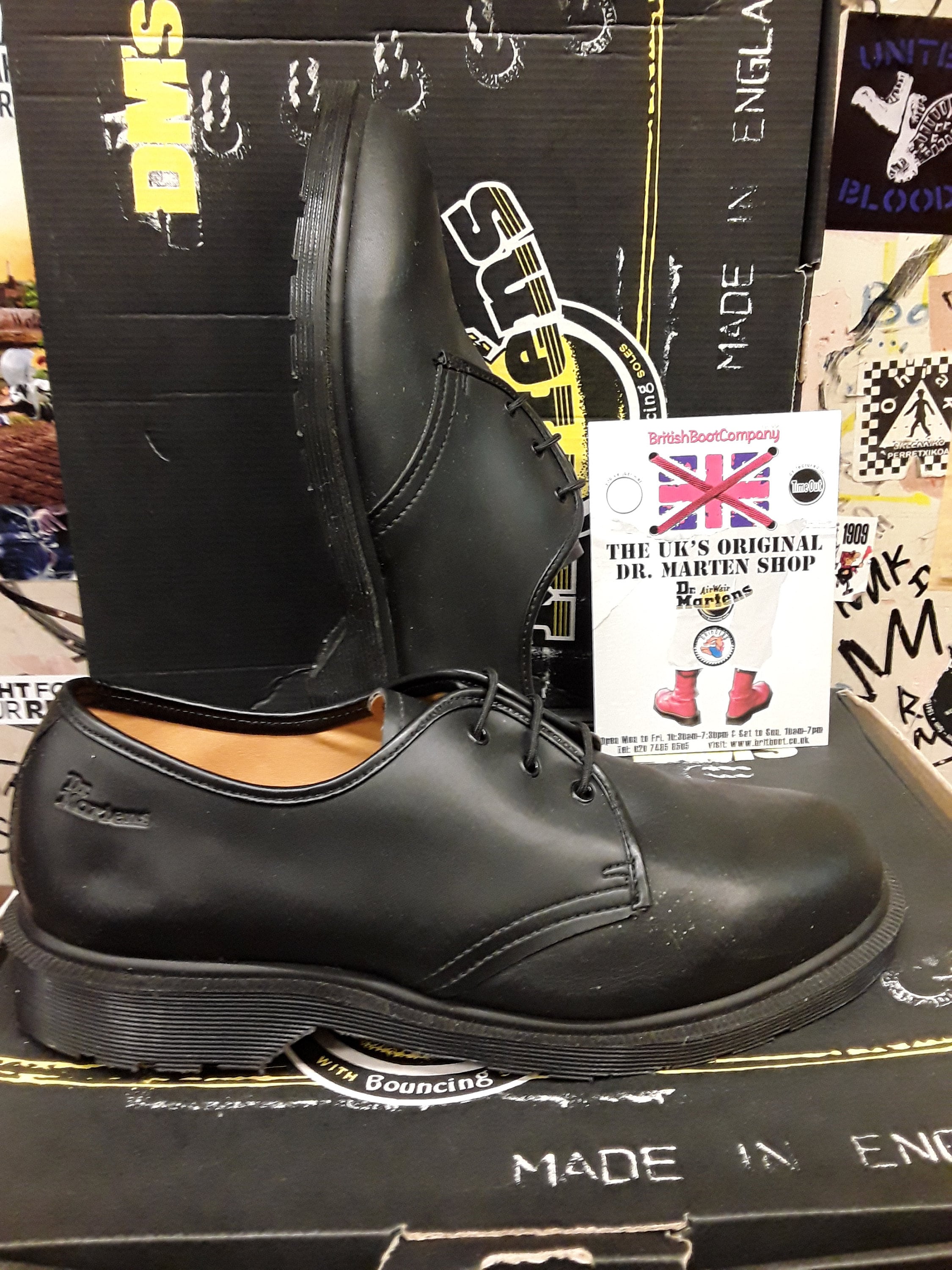 Dr martens 8249 2025