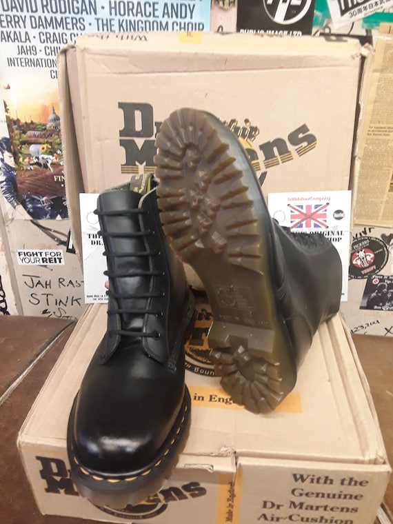 Dr Martens 8248 Black 7 Hole Made in England Various Sizes Dr Martens 8248 Black 7 Hole Made in England Various Sizes