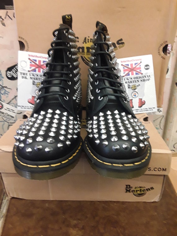 Dr Martens 1460 Spike Black Smooth Leather 8 Hole Boots / Etsy 日本