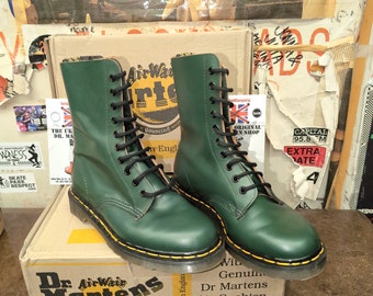 Green dr martens punk boots lace up cowboy size 43 uk 10 us Green dr martens punk boots lace up cowboy size 43 uk 10 us