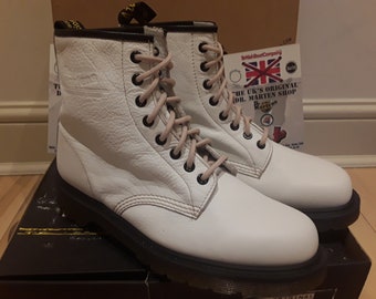 Dr Martens 1460Z, Size UK8, White Soft Leather, Limited Edition, Womens Ankle Boots