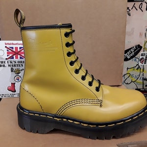 Dr Martens 1460Z Vintage Yellow Smòoth, platform Sole, Made in England image 1