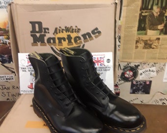 Dr Martens 8248 Black 7 Hole Made in England Various Sizes Dr Martens 8248 Black 7 Hole Made in England Various Sizes